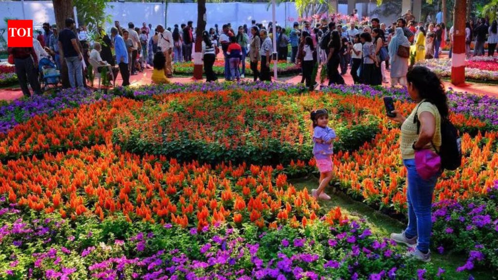 वार्षिक एम्प्रेस गार्डन फ्लॉवर शो क्युरेटेड डिस्प्ले आणि हॉर्टिकल्चर स्टॉलसह परत येतो