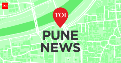 निकृष्ट दर्जाच्या बसस्थानक आणि वाहतूक सिग्नलच्या कामांचा बीडवासीयांचा निषेध