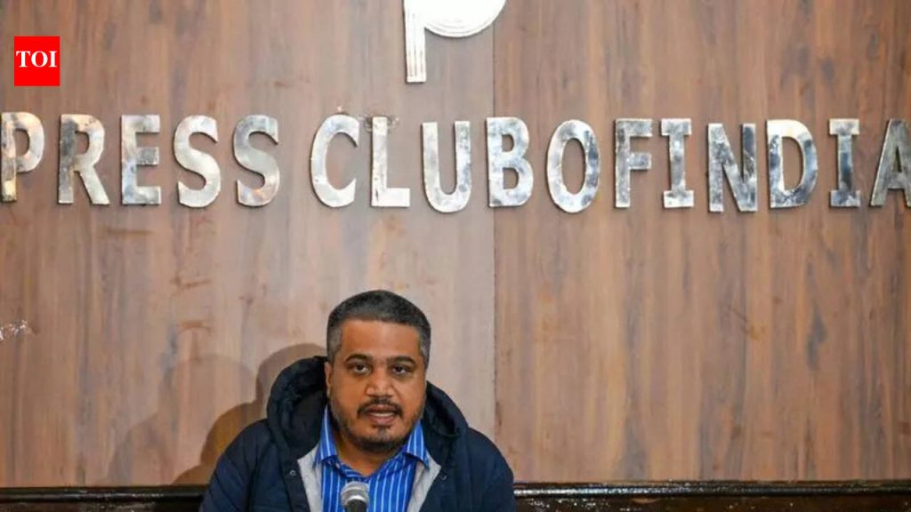 अजित पवार यांच्या विमान अपघातातील मृत्यूच्या सर्वंकष चौकशीसाठी रोहित पवार यांनी शहा यांना पत्र लिहिलं आहे.