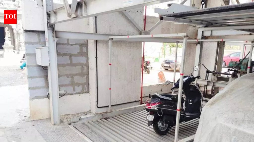 वाकडमध्ये 15 फूट यांत्रिक पार्किंग खड्ड्यात 4 वर्षीय तरुण पडल्याने बिल्डरवर गुन्हा दाखल