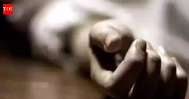 वेश्याव्यवसाय करण्यास भाग पाडलेल्या महिलेचा मृत्यू, पोलिसांच्या छाप्यानंतर पळून जाण्याच्या प्रयत्नात स्पा व्यवस्थापक जखमी