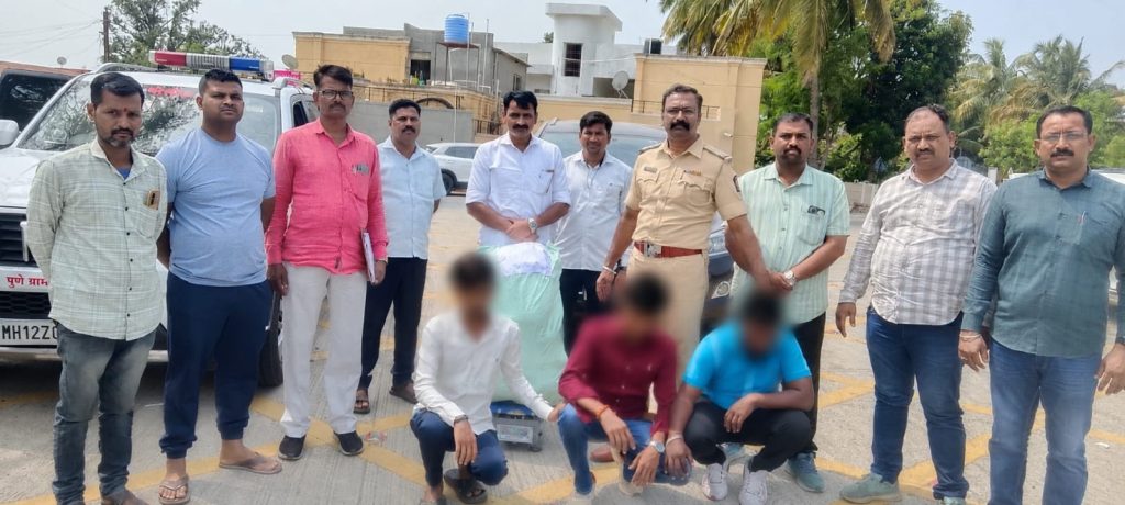 आंतरराज्यीय गांजा तस्करीच्या टोळीतील सात आरोपींच्या आवळल्या मुसक्या, ६३४ किलो वजनाचा गांजा अमली पदार्थ व इतर मुद्देमाल असा सुमारे तीन कोटी रु. किंमतीचा मुद्देमाल केला जप्त.